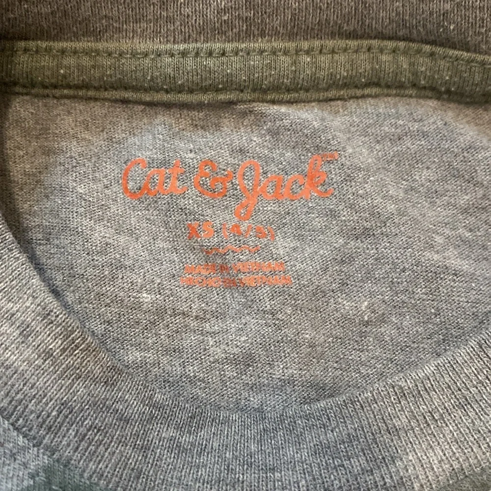 Boys shirt & Jogger pants. - Picture 2 of 3